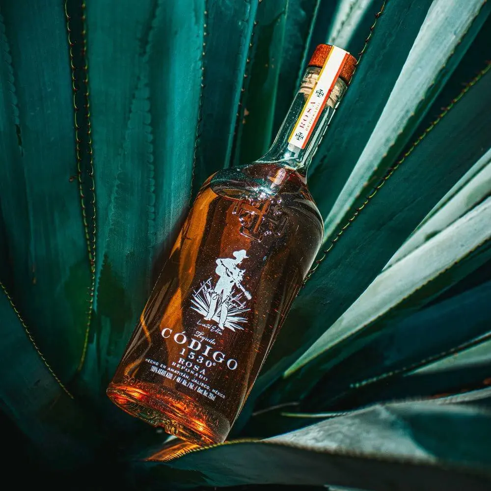 Codigo 1530 George Strait Double Barrel Rosa Reposado Tequila - Image 2