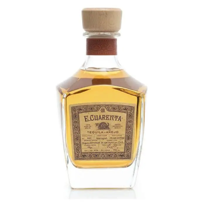 E Cuarenta Tequila Añejo