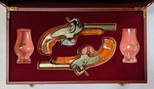 H. Deringer Bourbon Whiskey Pistol Set (200 mL x 2) - Image 2