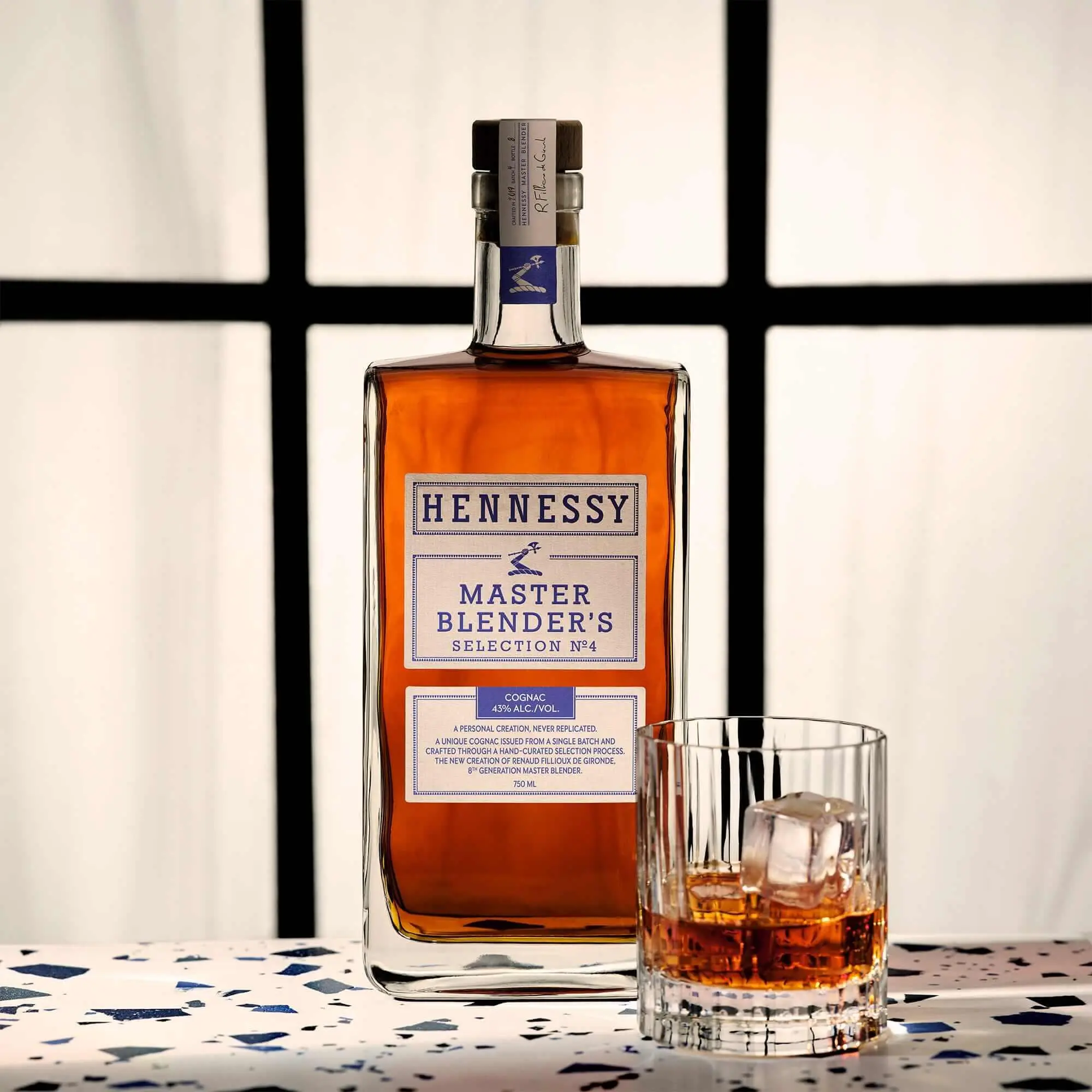 Hennessy Master Blender's Selection No. 4 - Image 2