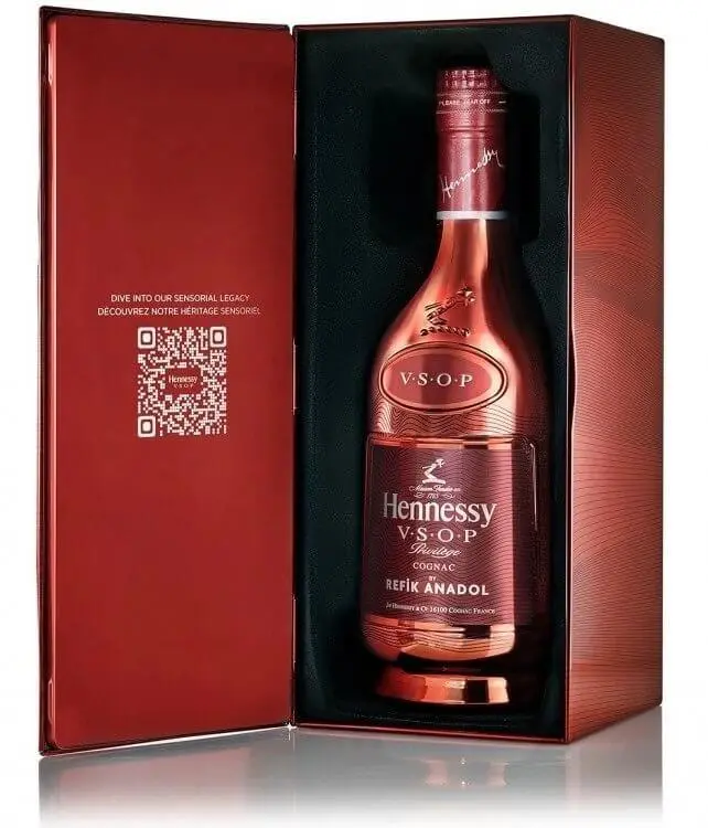 Hennessy V.S.O.P Limited Edition By Refik Anadol - Image 2
