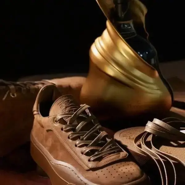 Hennessy X.O Kim Jones Limited Edition - Image 2