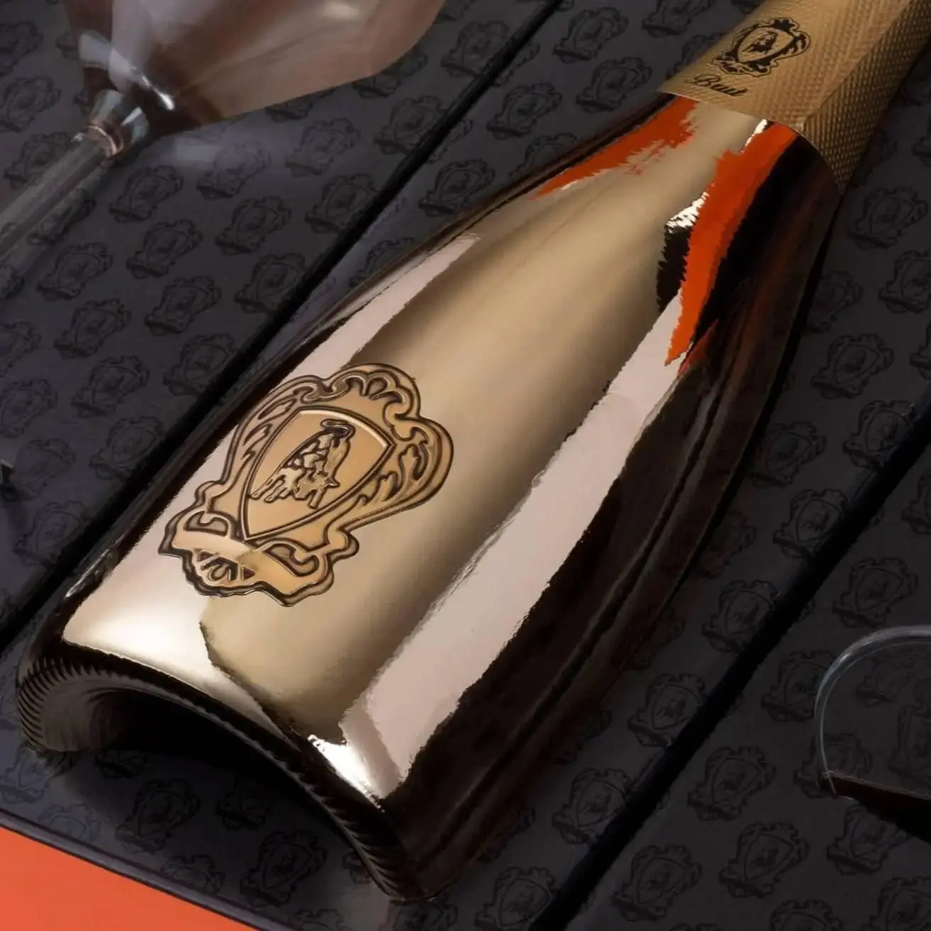 Lamborghini: Oro Vino Spumante with Gift Set - Image 3