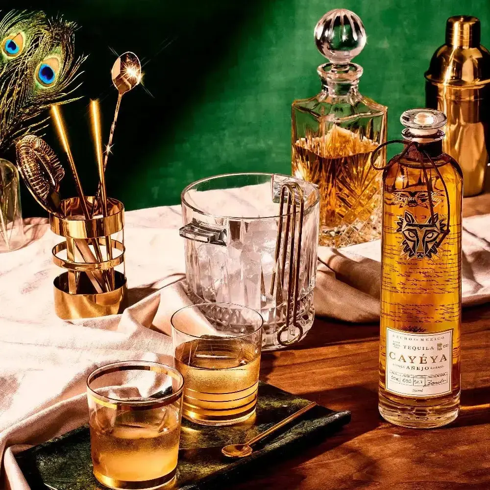 Tequila Cayeya Añejo Single Barrel - Image 2