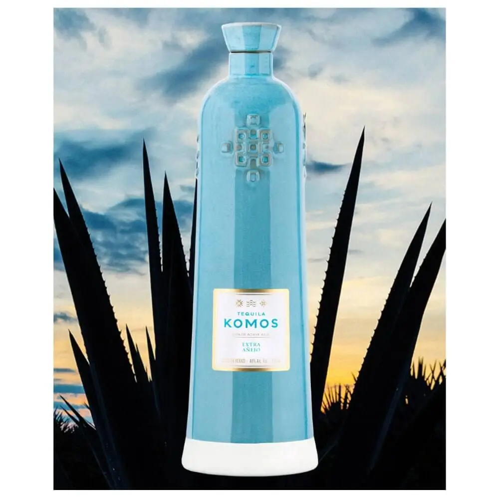Tequila Komos Extra Añejo - Image 2